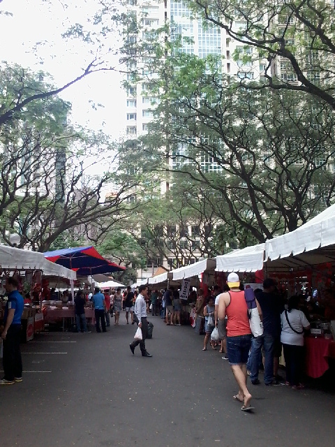 Salcedo Weekend Market 
